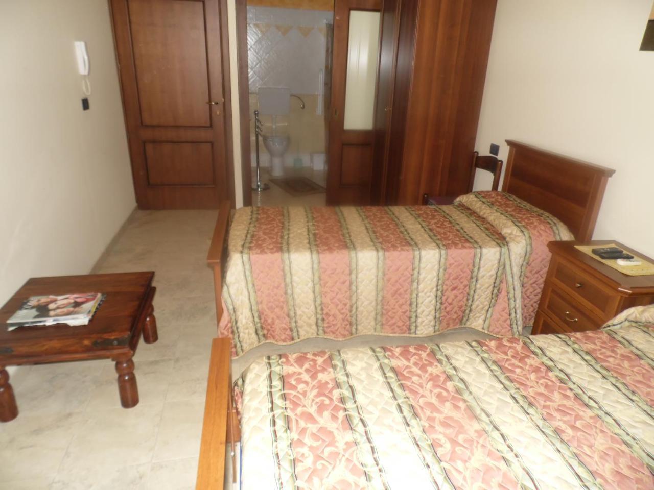 Profumi Di Ginestre Bed and Breakfast Passopisciaro Rum bild